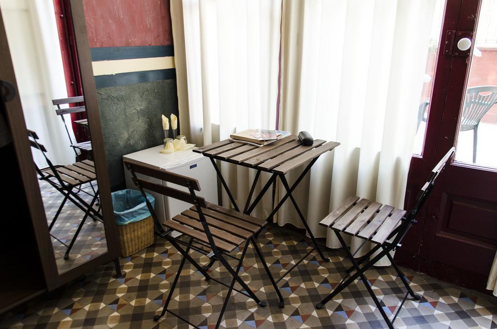 Hostel Bed & Art Barcelona Pokój zdjęcie
